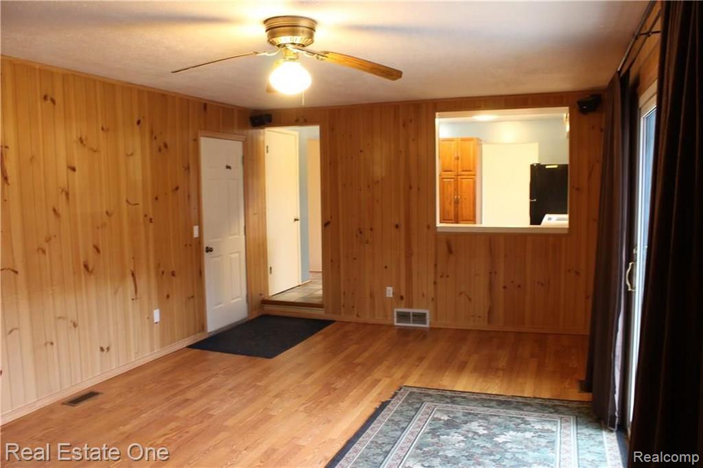 5501 Eagle Road Highland, MI 48356 - Photo 14 of 30
