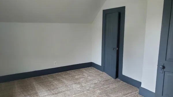 $179,000 | 221 Bridge Street, Le Sueur, MN 56058