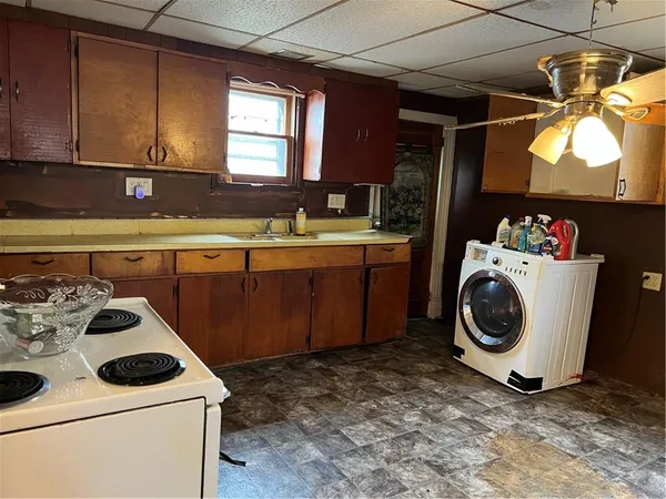 $79,000 | 2003 Holman Street, St. Joseph, MO 64501