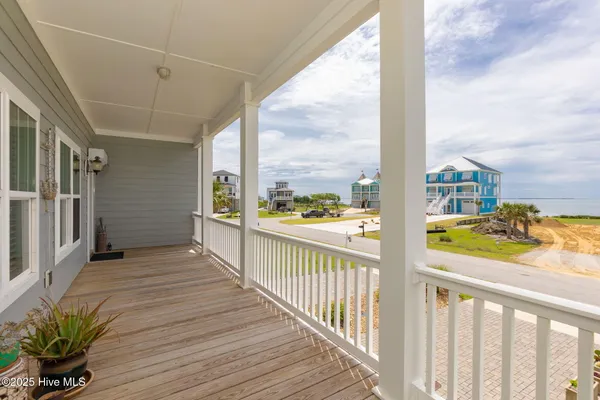 $799,000 | 139 Sound Point Drive, Harkers Island, NC 28531
