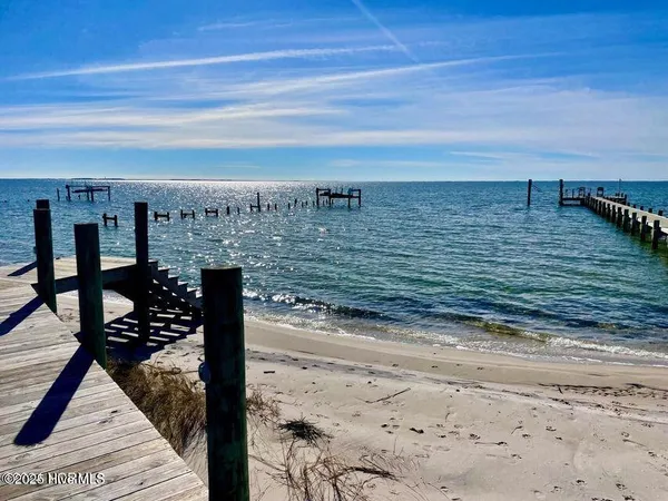 $799,000 | 139 Sound Point Drive, Harkers Island, NC 28531