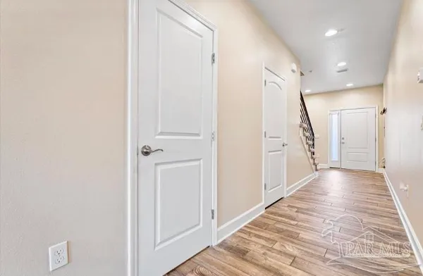 $2,200 | 3501 Mossy Oak Villas Circle, Pensacola, FL 32514