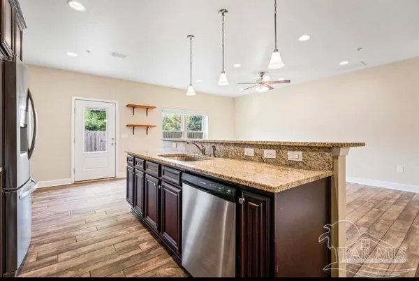 $2,200 | 3501 Mossy Oak Villas Circle, Pensacola, FL 32514