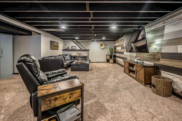 $409,900 | 15507 Williams Street, Livonia, MI 48154