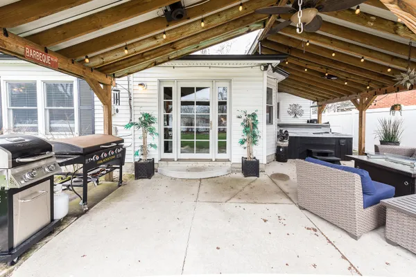 $409,900 | 15507 Williams Street, Livonia, MI 48154