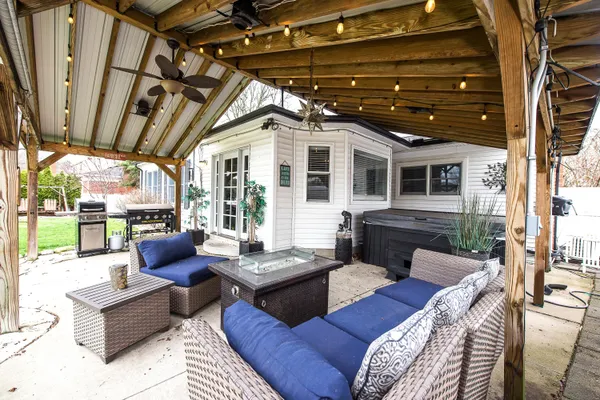 $409,900 | 15507 Williams Street, Livonia, MI 48154