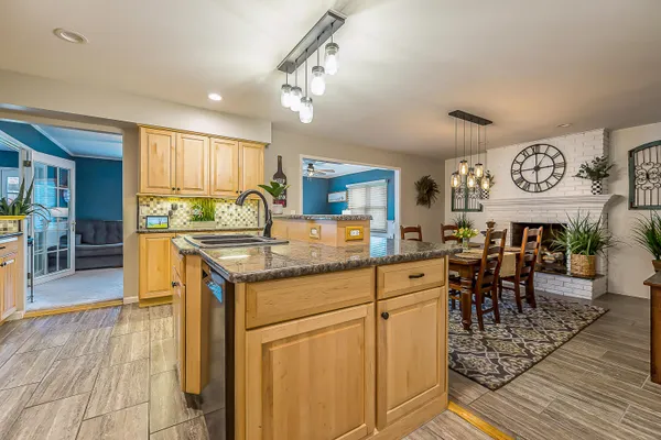 $409,900 | 15507 Williams Street, Livonia, MI 48154