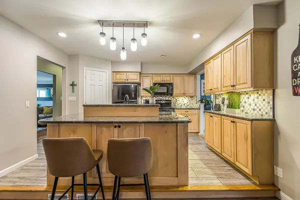 $409,900 | 15507 Williams Street, Livonia, MI 48154