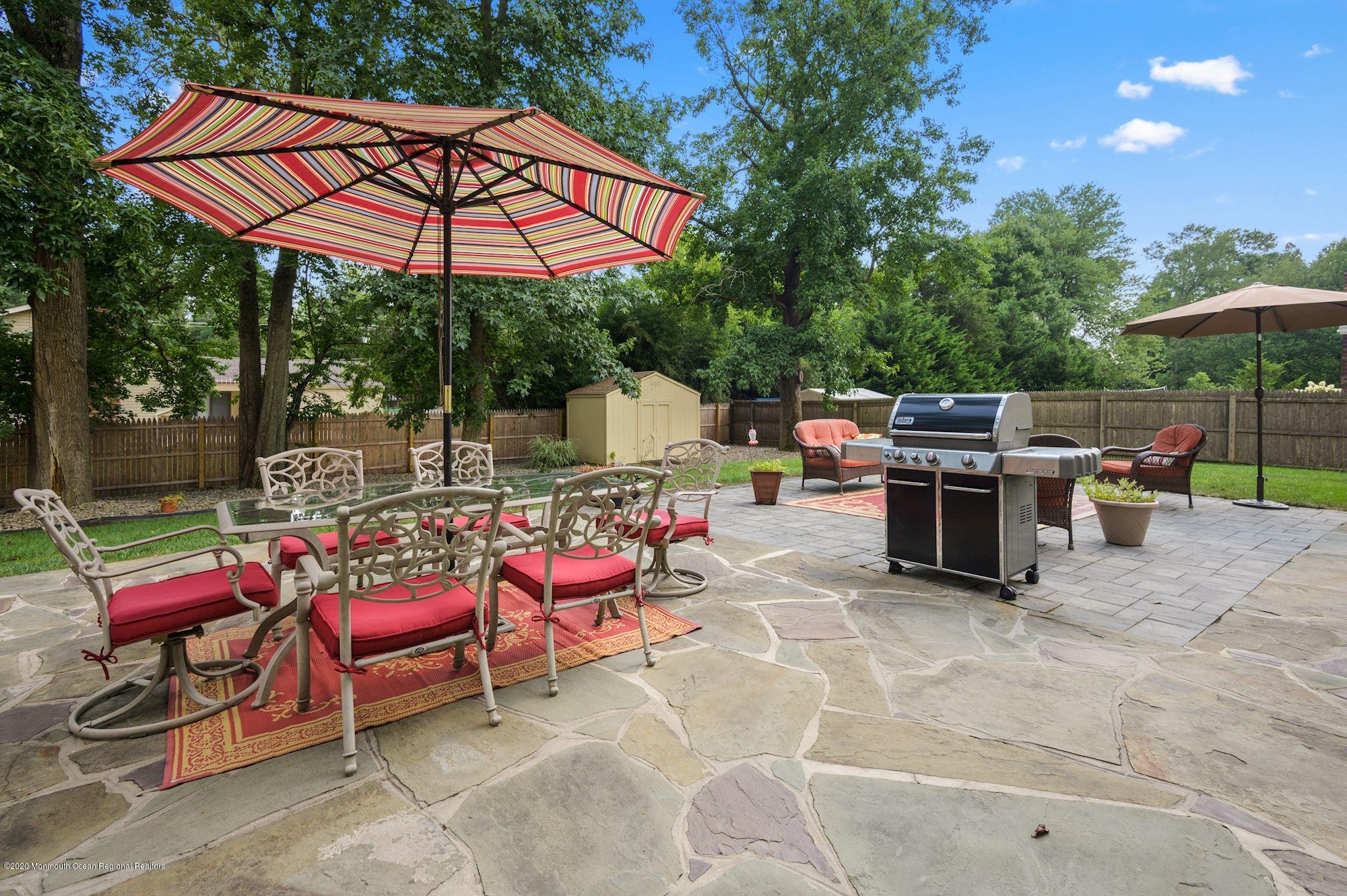 7 Lancelot Road Manalapan, NJ 07726 - Photo 25 of 31 Patio