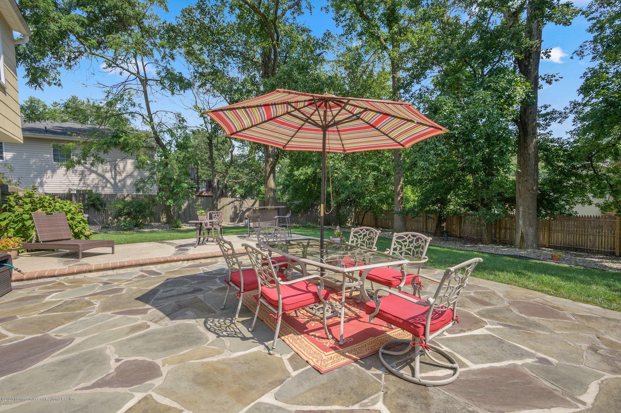 7 Lancelot Road Manalapan, NJ 07726 - Photo 26 of 31 Patio