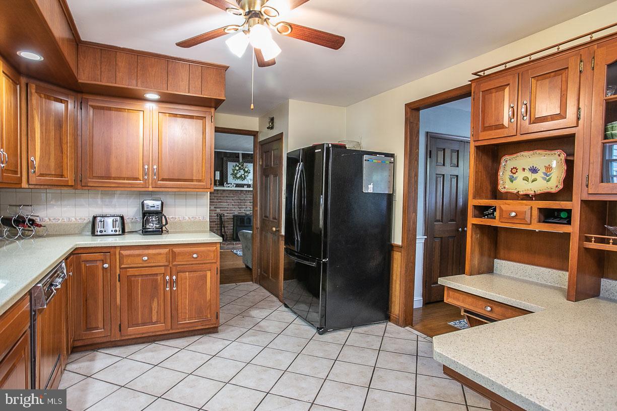 4195 Campbell Road Pennsburg, PA 18073 - Photo 19 of 46 Gallery Image 19