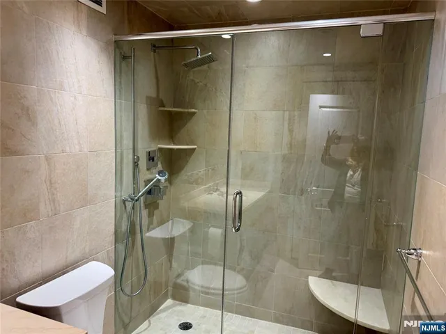 $160,000 | 6 Horizon Road, Unit 604, Fort Lee, NJ 07024