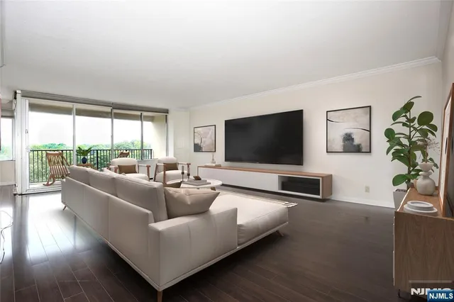 $160,000 | 6 Horizon Road, Unit 604, Fort Lee, NJ 07024