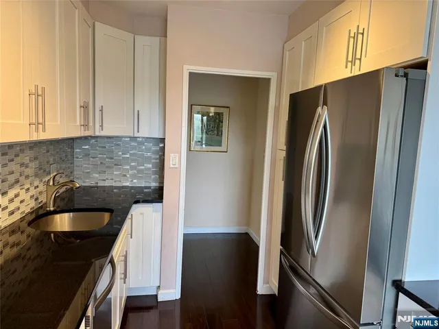 $160,000 | 6 Horizon Road, Unit 604, Fort Lee, NJ 07024