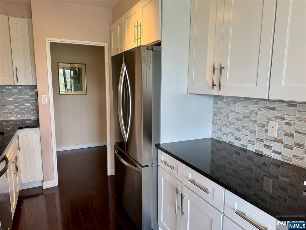 6 Horizon Road, Unit 604 Fort Lee, NJ 07024 - Photo 8 of 36