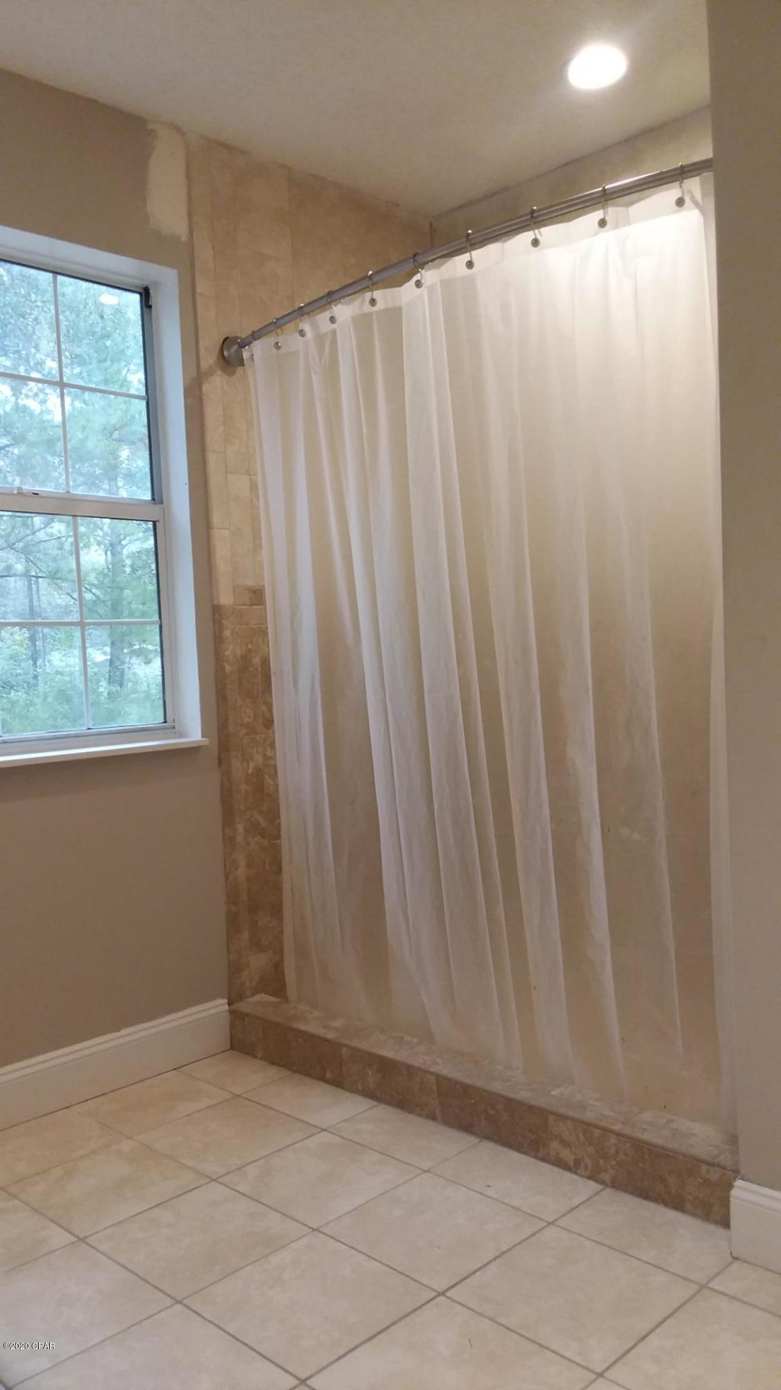5362 Jenkins Road Vernon, FL 32462 - Photo 6 of 31