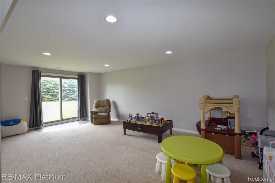 8443 Bergin Road Howell, MI 48843 - Photo 27 of 39 DSC_5632.jpg