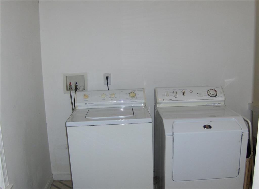 378 Ridge Road York, ME 03909 - Photo 12 of 34 Laundry Room with Storage.