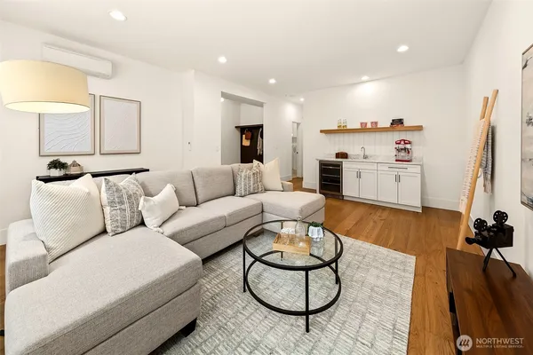 $2,600,000 | 1551 Northeast 91st Street, Seattle, WA 98115