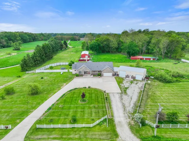 $975,000 | 2395 South 400 West, Warsaw, IN 46580