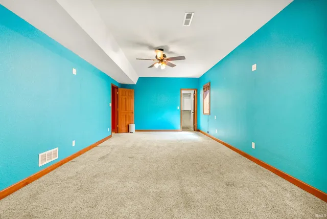 $975,000 | 2395 South 400 West, Warsaw, IN 46580