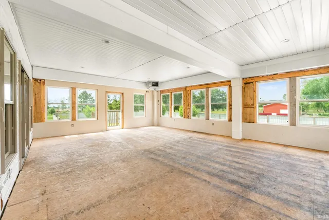 $975,000 | 2395 South 400 West, Warsaw, IN 46580