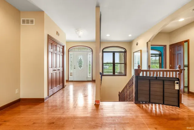 $975,000 | 2395 South 400 West, Warsaw, IN 46580