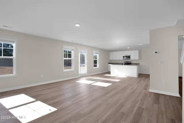 $309,950 | 221 Buggy Top Lane, Roseboro, NC 28382