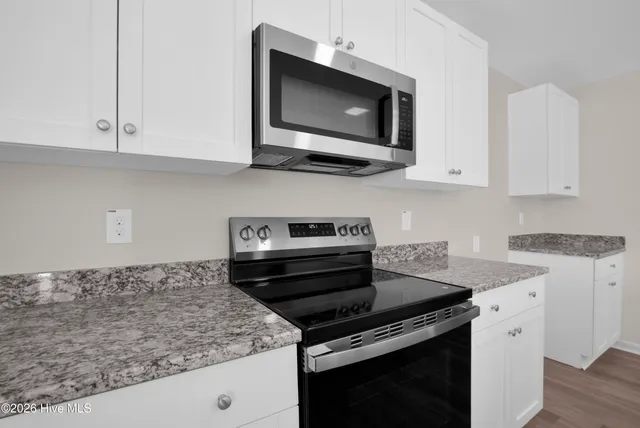 $309,950 | 221 Buggy Top Lane, Roseboro, NC 28382