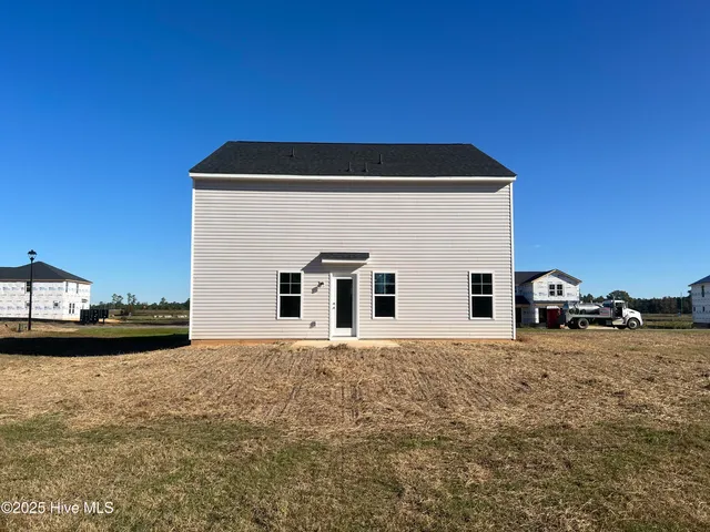 $309,950 | 221 Buggy Top Lane, Roseboro, NC 28382