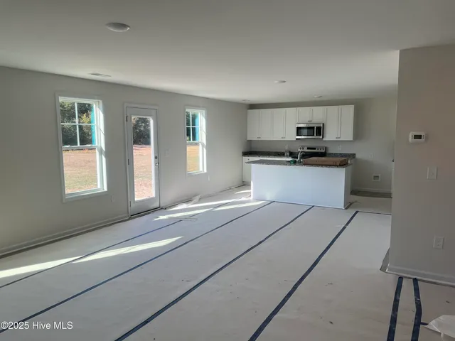 $309,950 | 221 Buggy Top Lane, Roseboro, NC 28382