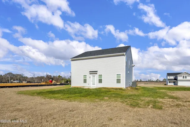 $309,950 | 221 Buggy Top Lane, Roseboro, NC 28382