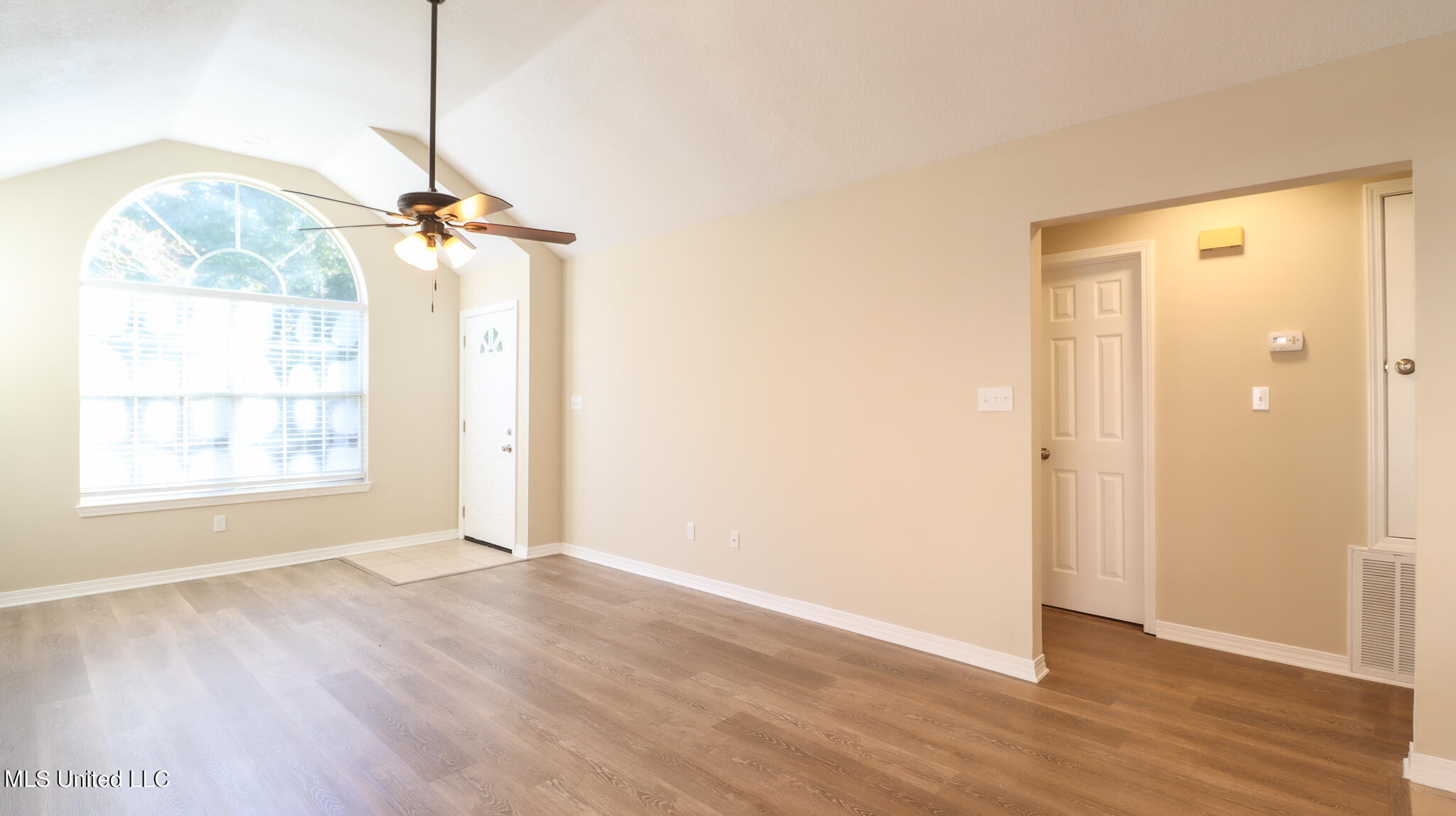 18033 Old Highway 49, Unit B Saucier, MS 39574 - Photo 5 of 16 Old Hwy 49-75006