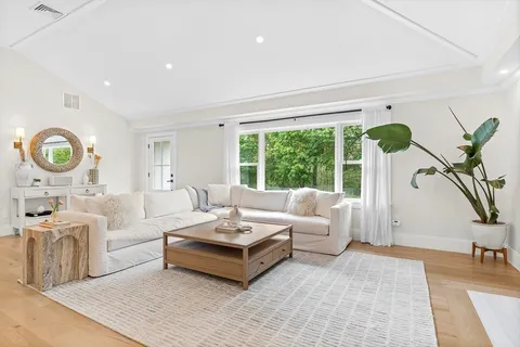 $1,689,000 | 41 Sunset Road, Winchester, MA 01890