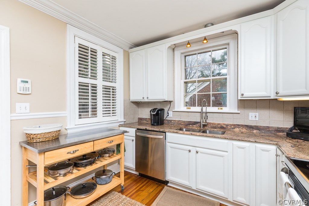 4533 Brook Road Richmond, VA 23227 - Photo 11 of 47