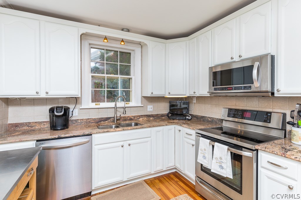 4533 Brook Road Richmond, VA 23227 - Photo 9 of 47