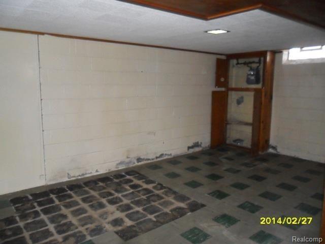 9339 Allen Road Allen Park, MI 48101 - Photo 16 of 21 016.jpg