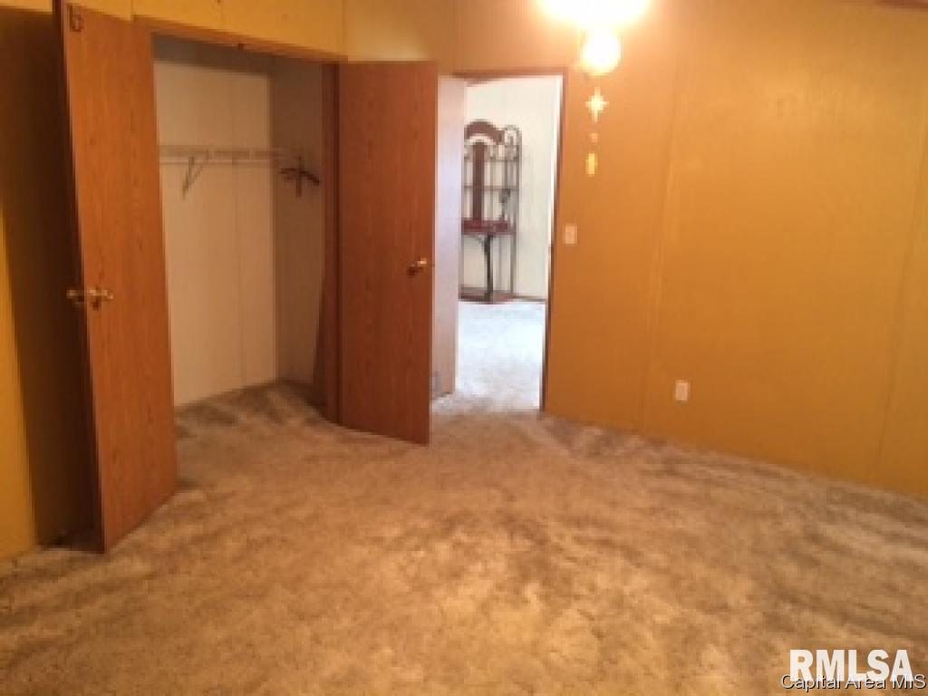 3501 East Ridgely Avenue Springfield, IL 62702 - Photo 9 of 11