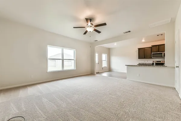 $2,650 | 1123 Rare Fancy Drive, Iowa Colony, TX 77583