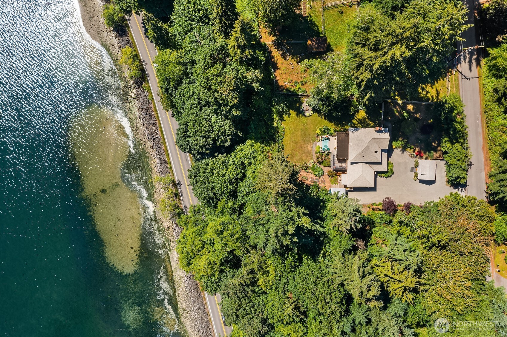 21206 Tramp Harbor Road Southwest Vashon, WA 98070 - Photo 4 of 40