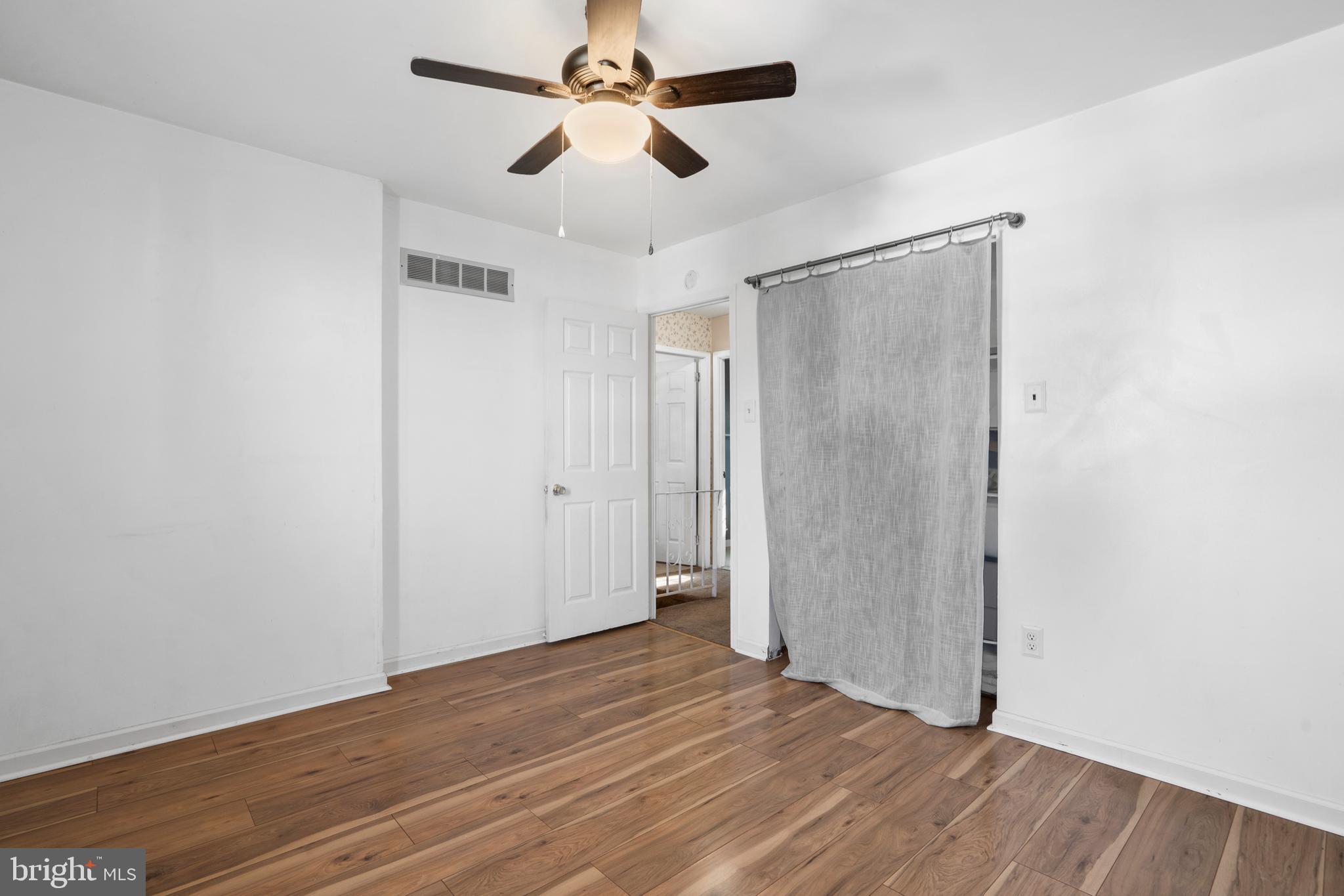 18 Essex Lane Langhorne, PA 19047 - Photo 34 of 50 wooden floor in an empty room