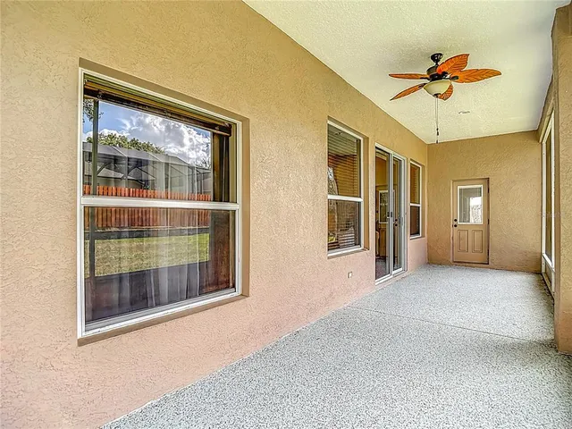 $425,000 | 416 Golden Elm Drive, Seffner, FL 33584