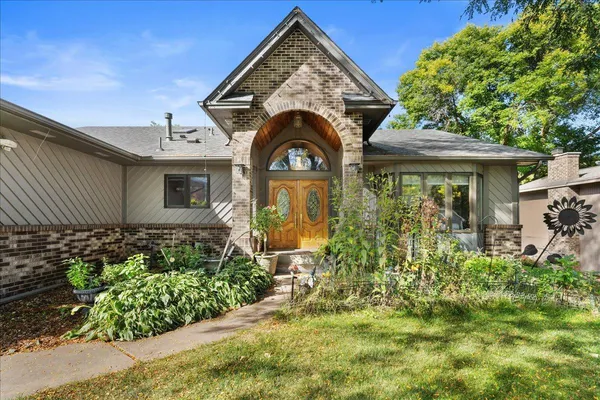 $525,000 | 479 Mary Street South, Maplewood, MN 55119