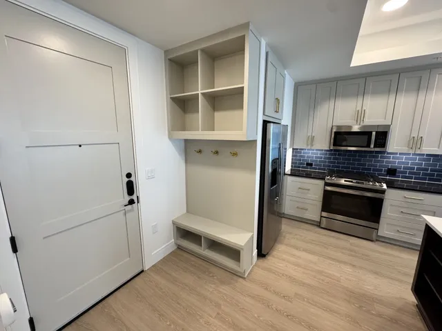 a picture of city view