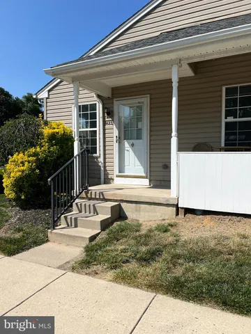 a house view with a outdoor space