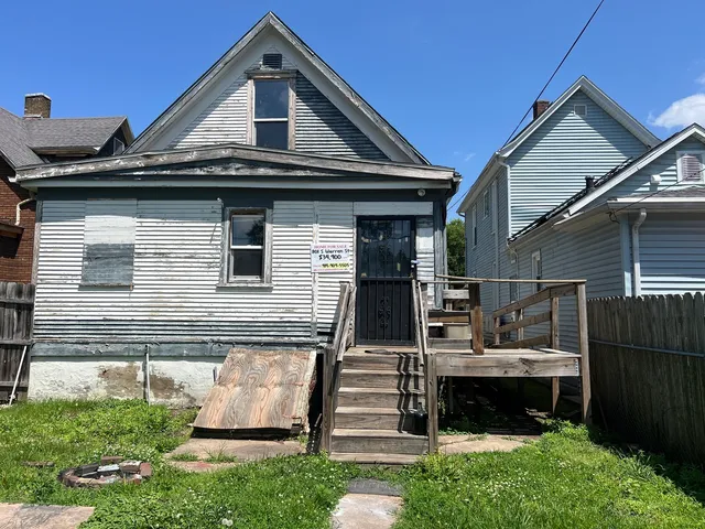 $13,900 | 801 South Warren Street, Peoria, IL 61605