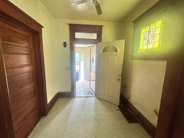 $13,900 | 801 South Warren Street, Peoria, IL 61605