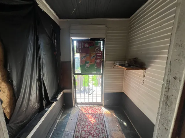 $13,900 | 801 South Warren Street, Peoria, IL 61605