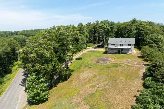 $599,000 | 1 Echo Lake Road, Boothbay Harbor, ME 04538