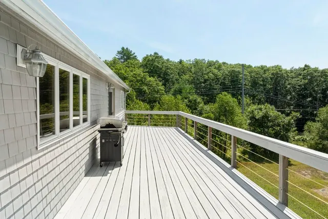 $599,000 | 1 Echo Lake Road, Boothbay Harbor, ME 04538